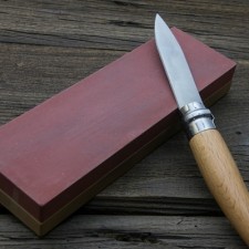 Messer schärfen mit dem Schleifstein